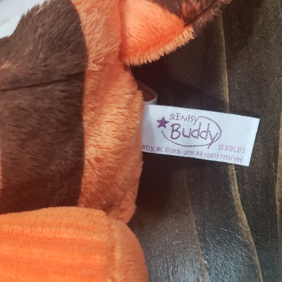 Disney Winnie the Pooh Tigger Scentsy Buddy Plush - Picture 4 of 4